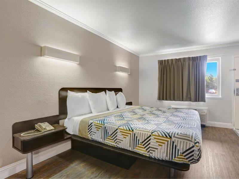 Motel 6-Lodi, Ca Εξωτερικό φωτογραφία